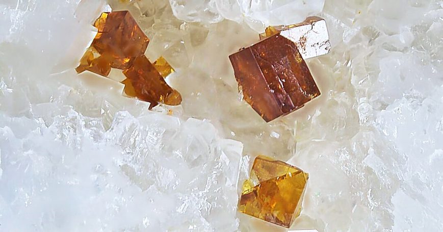 Barium-Pharmakosiderit xx Grube Clara bei Oberwolfach im Schwarzwald