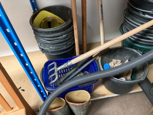 Rest Werkzeug + Baueimer